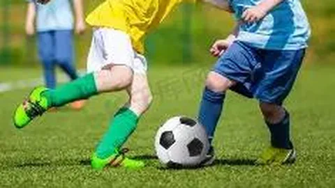 狼队两球领先完胜曼联，英超再演2-0精彩对决